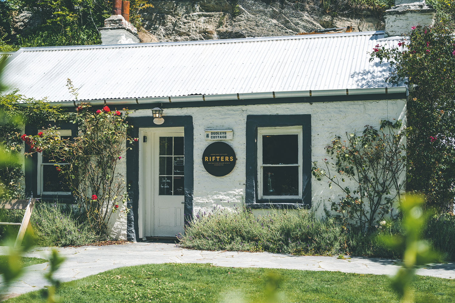 Arrowtown Distillery T/A Rifters