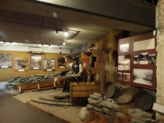 Lakes District Museum displays