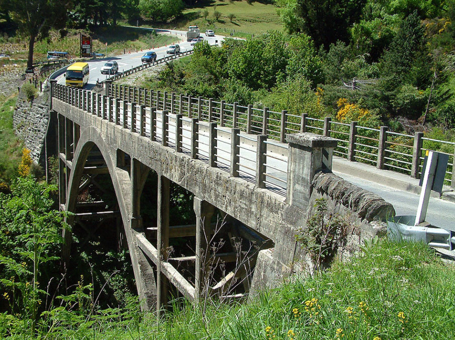 Queenstown to Arrowtown